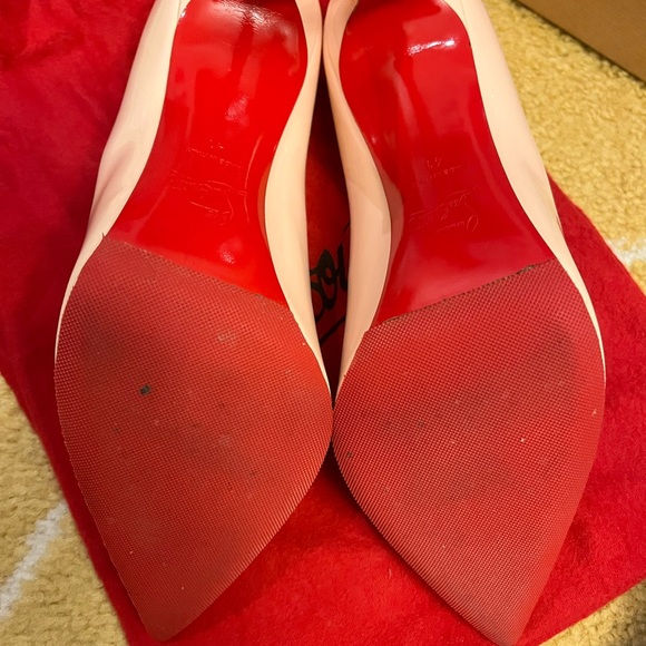 Christian Louboutin - Picture 6 of 16